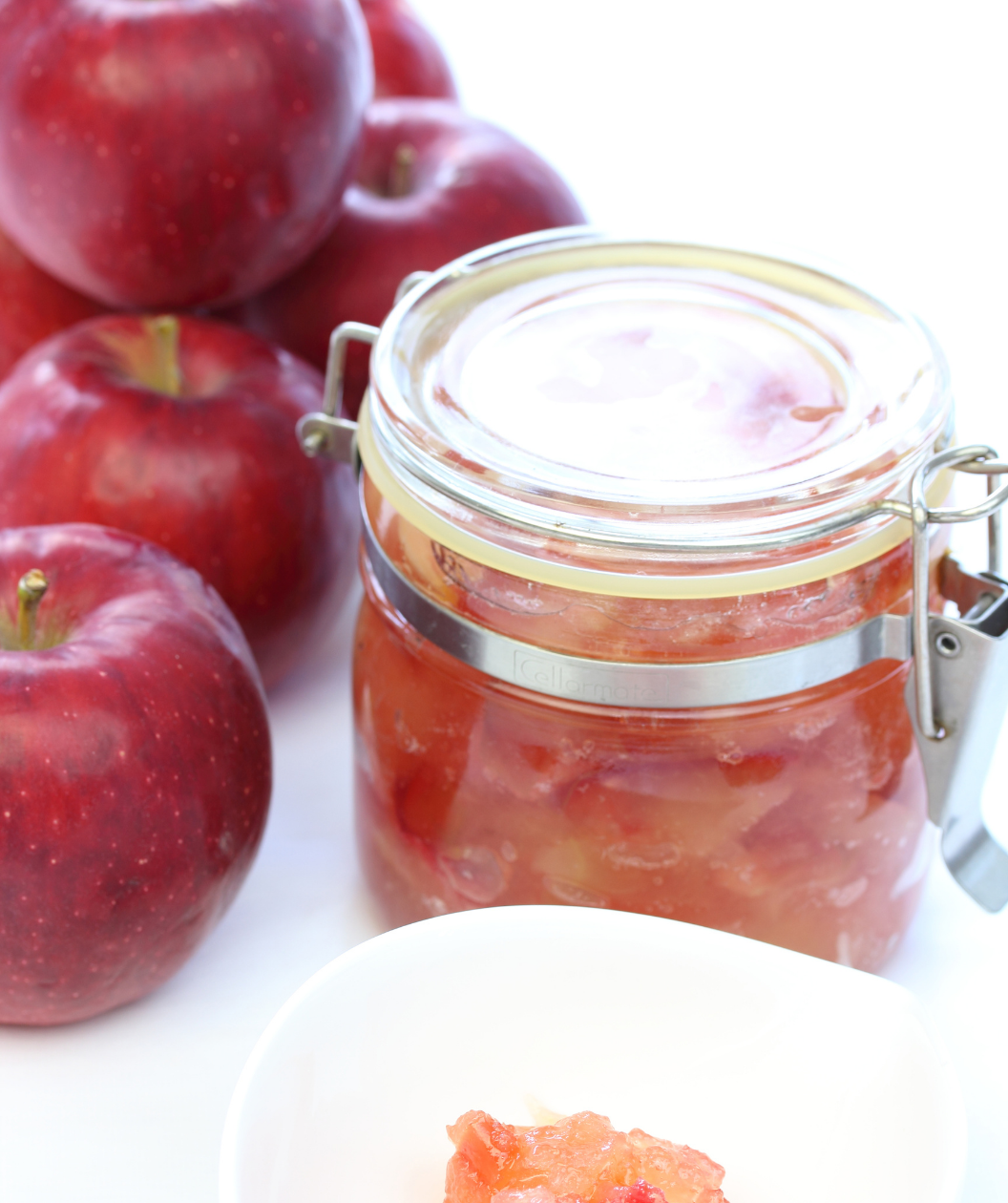 The dark red apples of the Chrisolyn Jonathan Apple and Chrisolyn apple jam